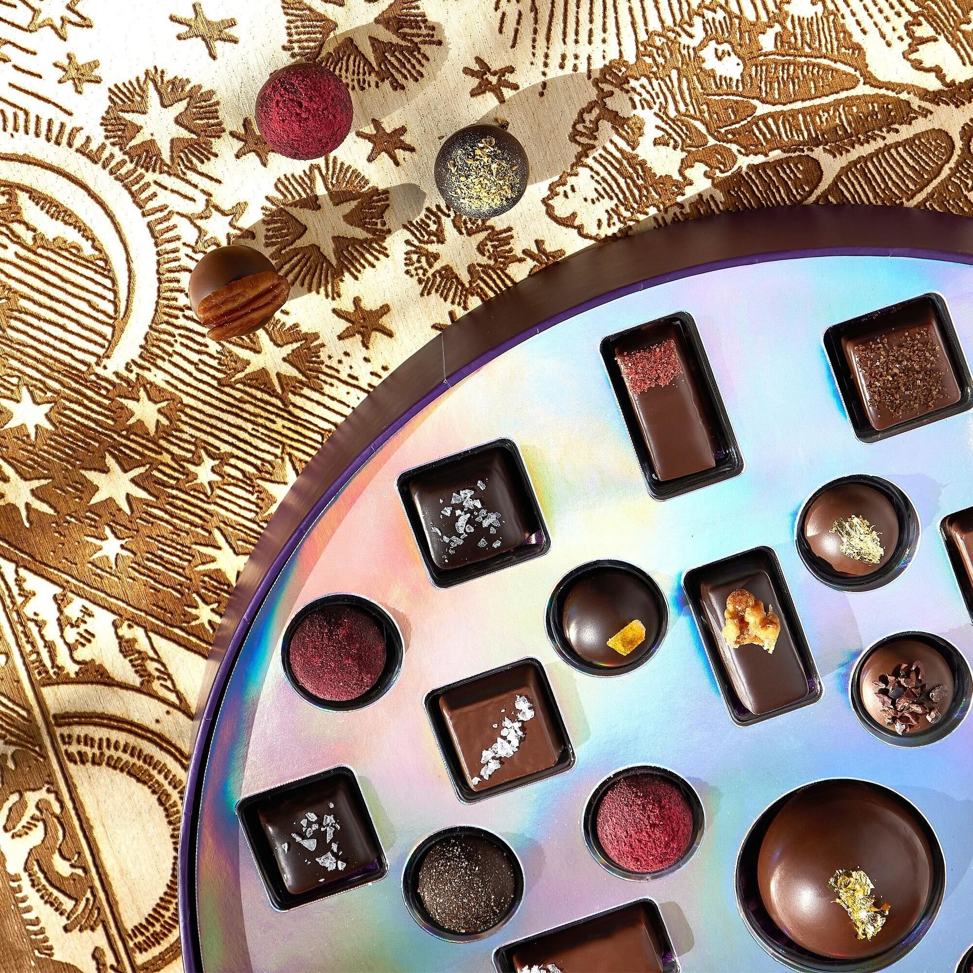 vosges-haut-chocolat-blog/luxury-party-favor-ideas-for-adults