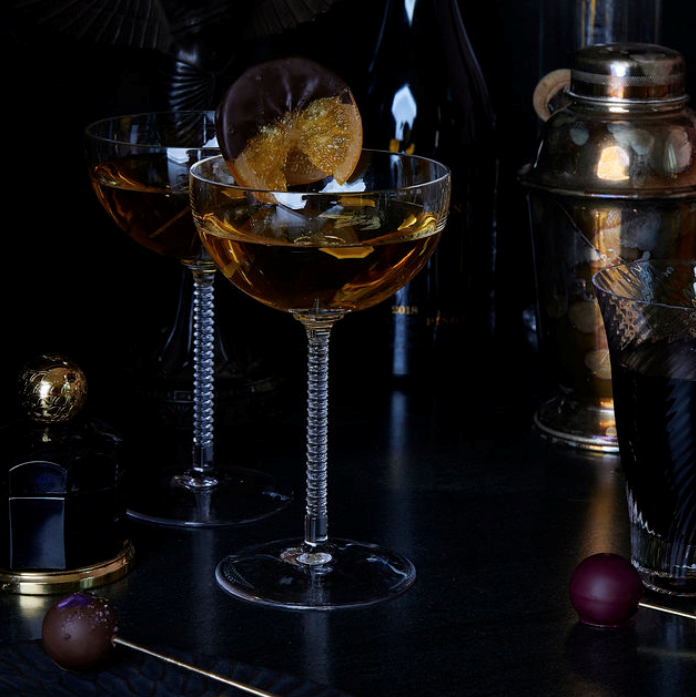 vosges-haut-chocolat-blog/chocolate-dipped-lunar-orange-confit-the-dalmore-rob-roy